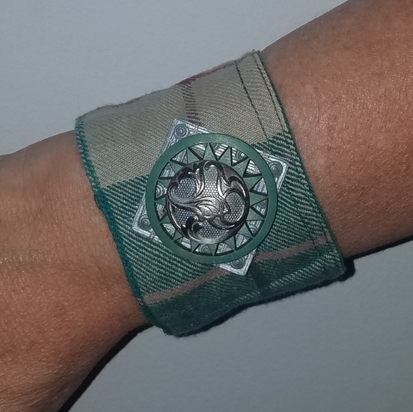 Repurposed Plaid Shirt Cuff Bracelet Boho Hippie - Picture 3 of 8